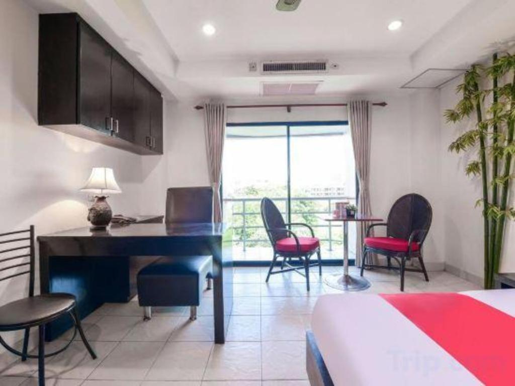 M Place 2* Pattaya
